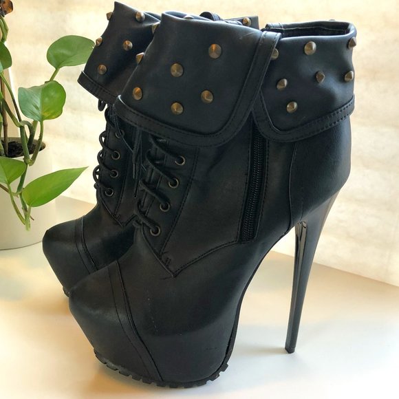 RFH Shoes - NWOT * RFH BLACK VEGAN FAUX LEATHER PLATFORM SPIKED HEEL STUDDED COMBAT BOOTS